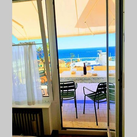Attico Sul Mare A Sanremo Apartman Kültér fotó